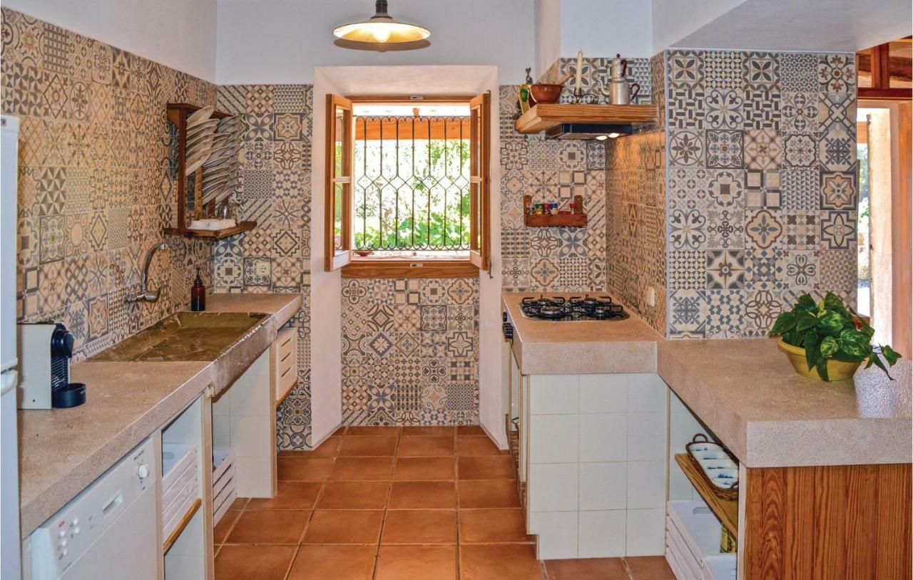 In With Kitchen Hébergement de vacances Pòrtol